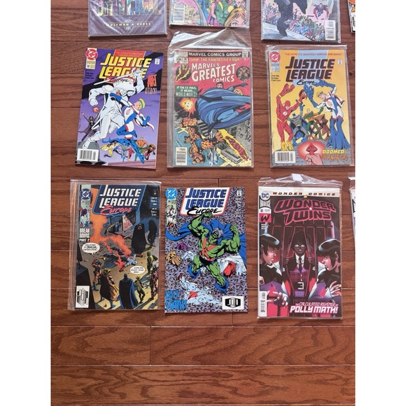 Lot of 26 Comic Books Hulk/ Super Man/ GI‎ Joe/Marvel/ Batman AS IS Condition - Picture 4 of 5